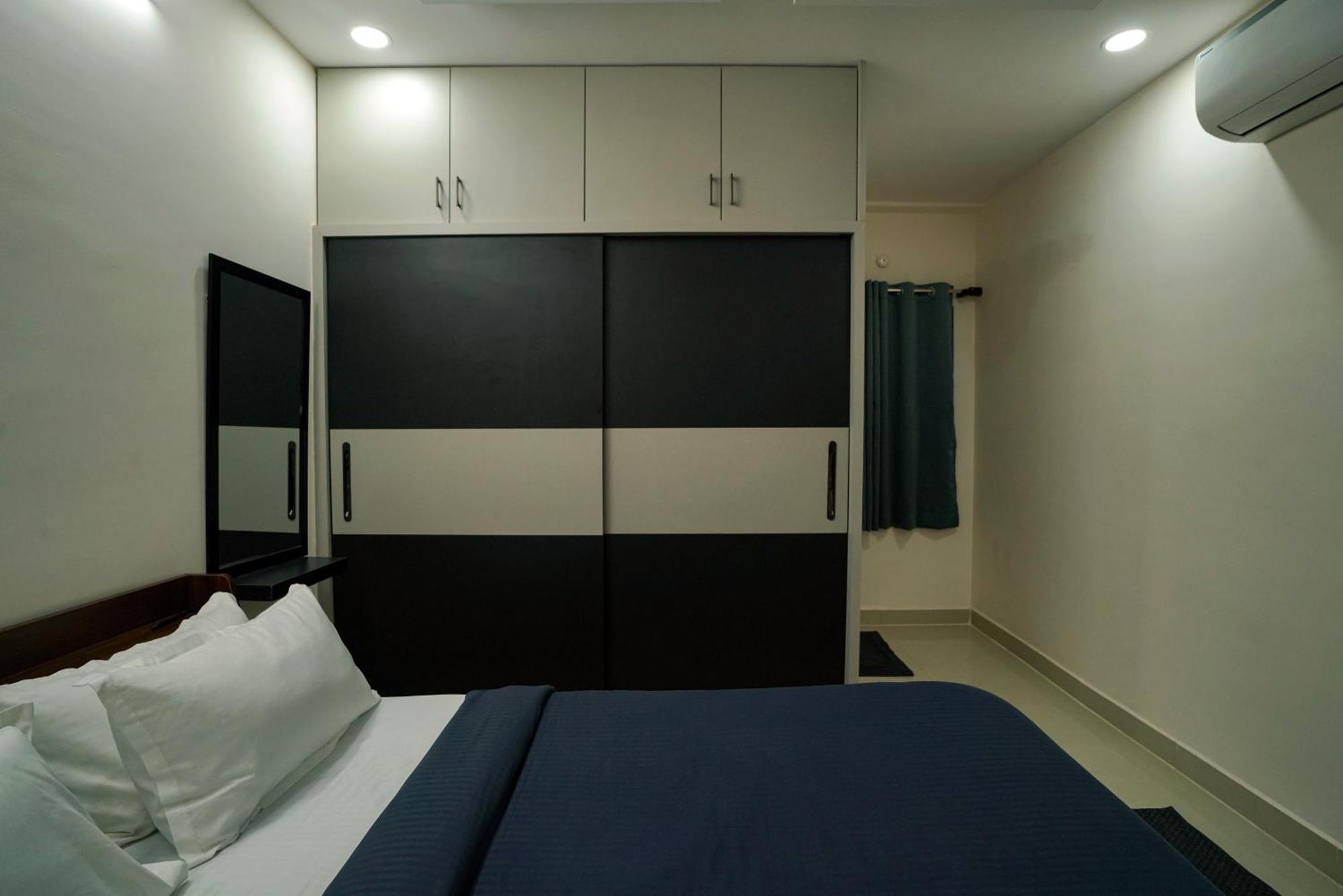 N Cube Serviced Apartments Hyderabad Eksteriør billede