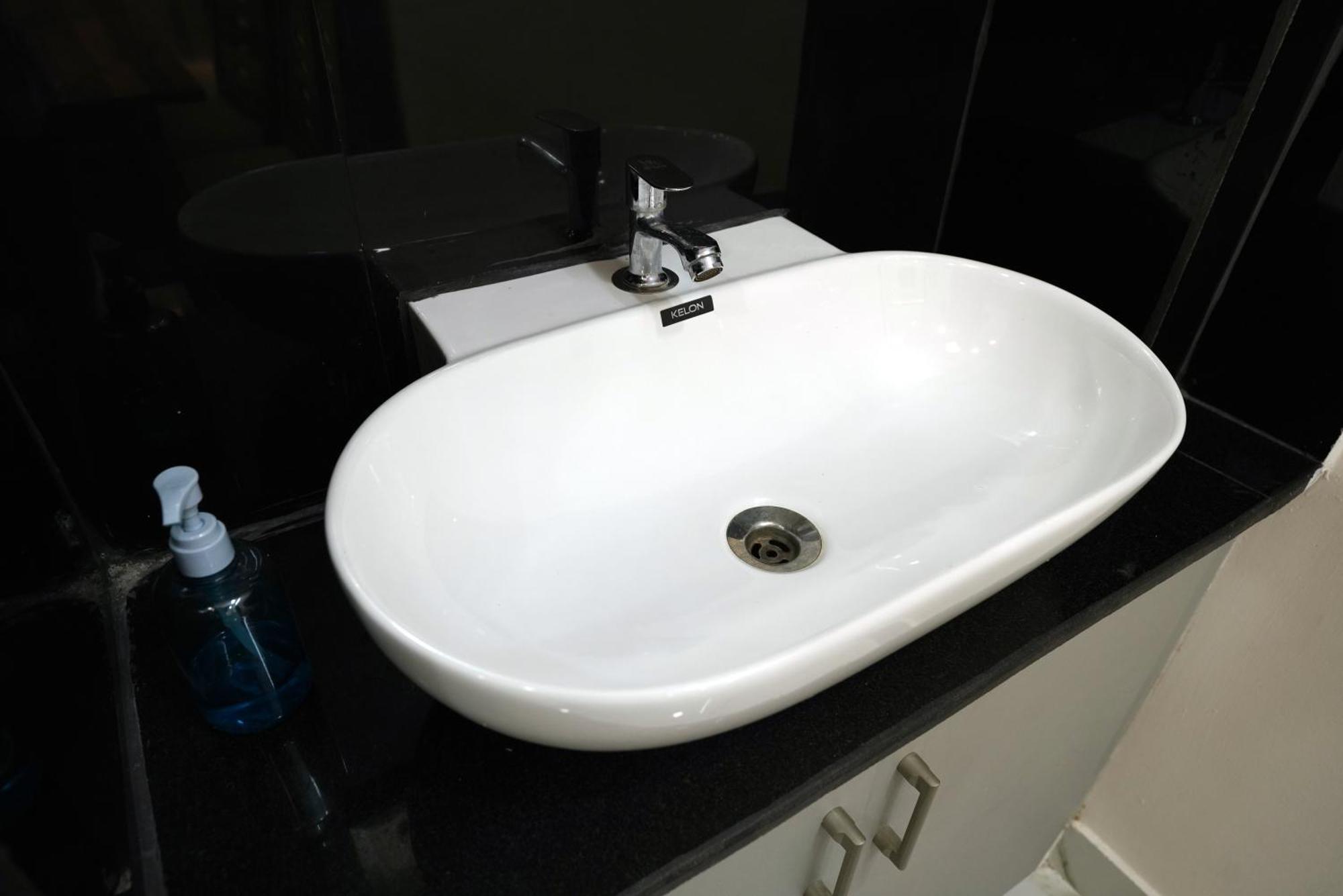 N Cube Serviced Apartments Hyderabad Eksteriør billede